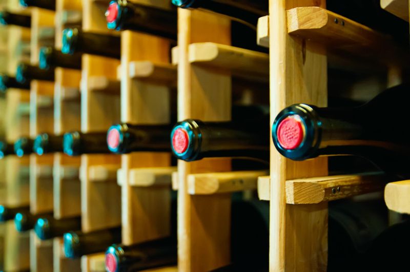 Differences between wine cellars and wime coolers